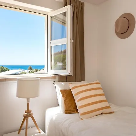 With Ocean View And Rooftop Cinema