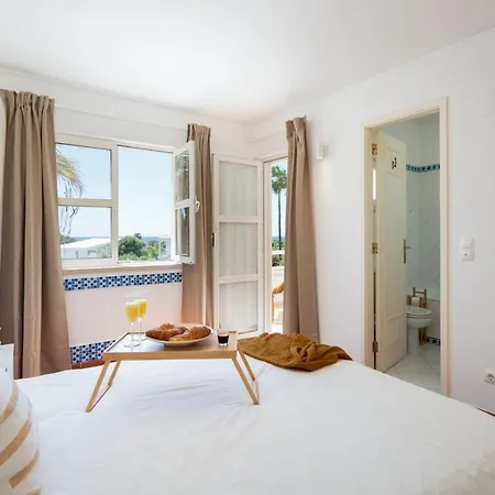 With Ocean View And Rooftop Cinema