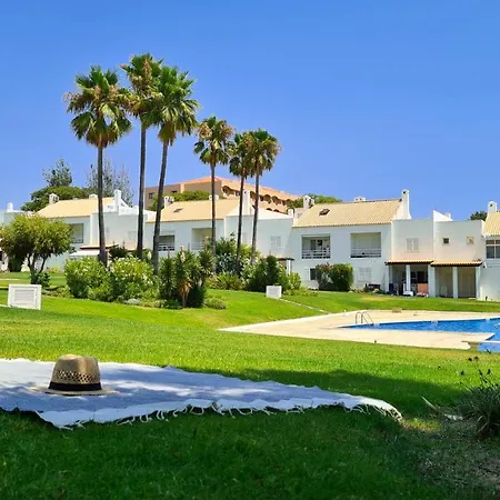 With Ocean View And Rooftop Cinema *