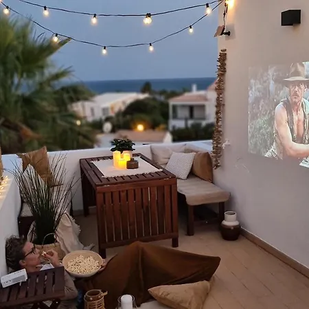 With Ocean View And Rooftop Cinema * Гия