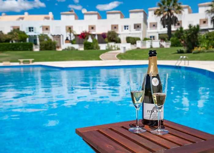 Villa With Ocean View And Rooftop Cinema Guia (Faro)