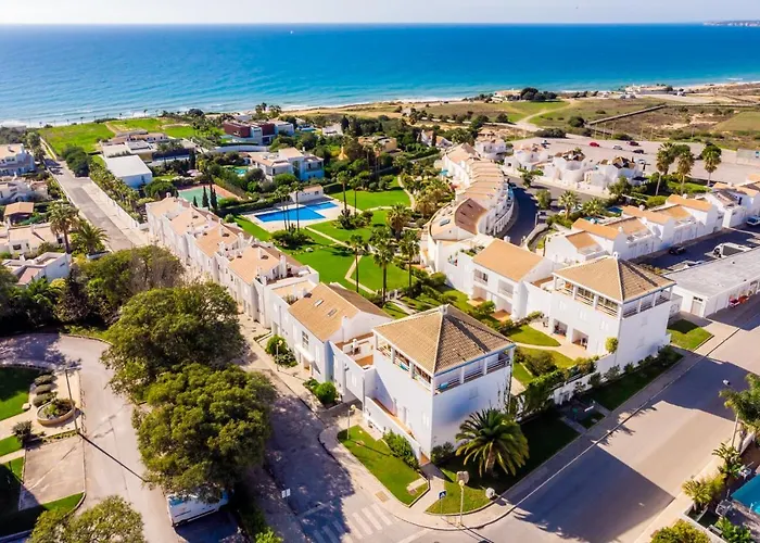 Villa With Ocean View And Rooftop Cinema