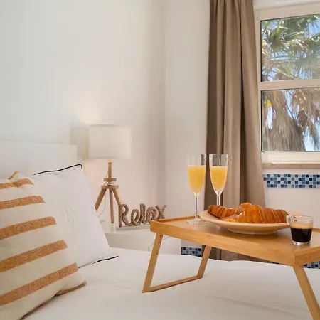 With Ocean View And Rooftop Cinema