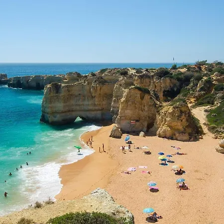 With Ocean View And Rooftop Cinema Guia (Faro)